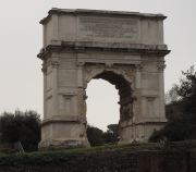 Un arc de triomphe.